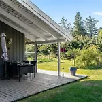 Nyaraló Elisenda - 2-2km From The Sea By Interhome *