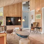 Elisenda - 2-2km From The Sea By Interhome