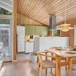 Elisenda - 2-2km From The Sea By Interhome Nyaraló *