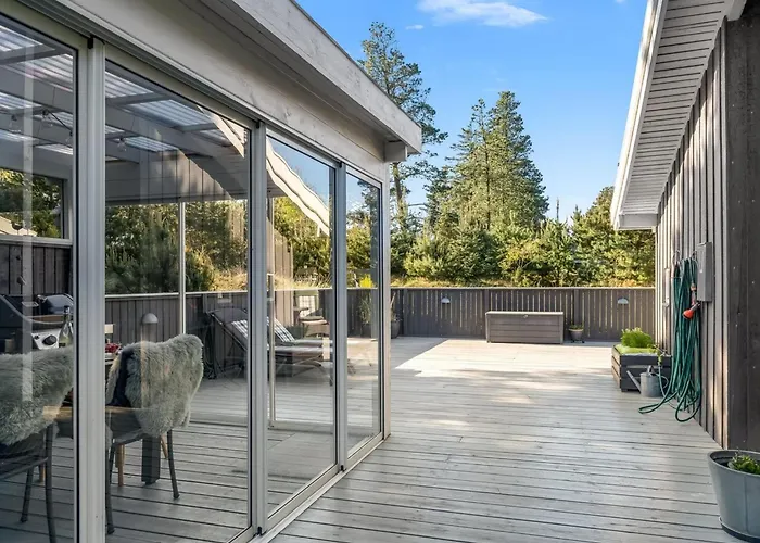 度假居 Elisenda - 2-2km From The Sea By Interhome